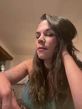 Lady Knaller online show from June 10, 2026, 7:26 pm