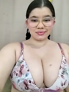 Danzel1105 online show from April 24, 2026, 2:57 am