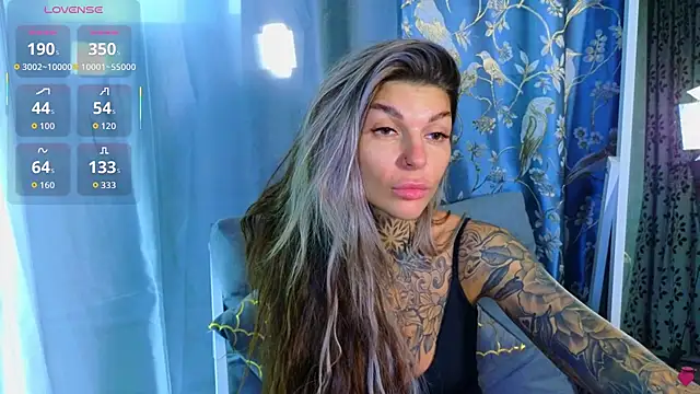 Snapshot of tattooedBabyy chatting on October 9, 2025, 8:26 am tattooedBabyy online show from October 9, 2025, 8:26 am