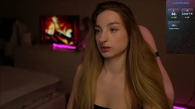 Snapshot of Lexy_kiky chatting on March 7, 2025, 8:00 pm Lexy kiky online show from March 7, 2025, 8:00 pm