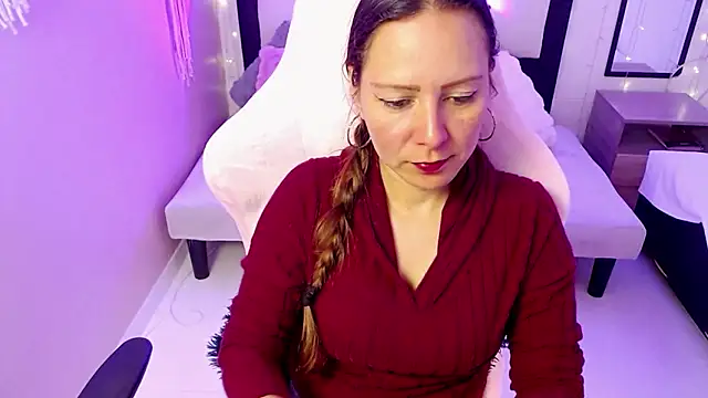 Snapshot of camila_delarosa chatting on May 11, 2026, 5:21 pm camila delarosa online show from May 11, 2026, 5:21 pm