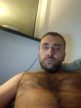 Snapshot of TIGERRR86 chatting on September 15, 2025, 10:21 pm TIGERRR86 online show from September 15, 2025, 10:21 pm