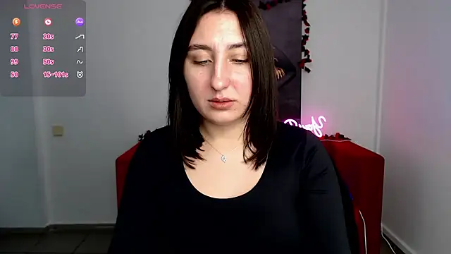 Snapshot of ElmiraPowers chatting on December 4, 2024, 1:36 pm ElmiraPowers online show from December 4, 2024, 1:36 pm