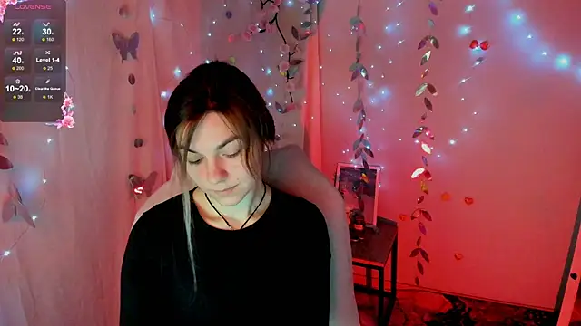 Snapshot of Sweet_me_ chatting on April 23, 2026, 6:31 am Sweet me online show from April 23, 2026, 6:31 am