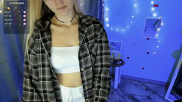 Sweet me  online show from September 22, 2025, 6:08 am