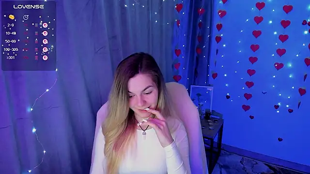 Sweet me  online show from February 19, 2026, 6:43 am