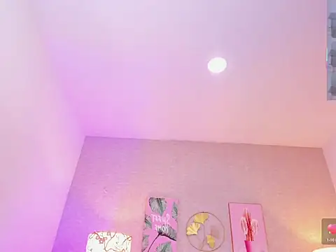 Snapshot of Valerith_Vega_ chatting on July 28, 2026, 4:39 pm Valerith Vega online show from July 28, 2026, 4:39 pm