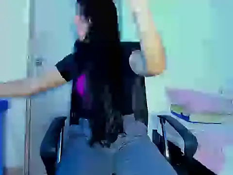 Snapshot of skinnyanai2 chatting on October 29, 2025, 5:56 pm skinnyanai2 online show from October 29, 2025, 5:56 pm