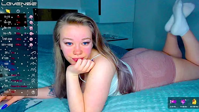 kitti kaattt online show from February 28, 2025, 3:48 am