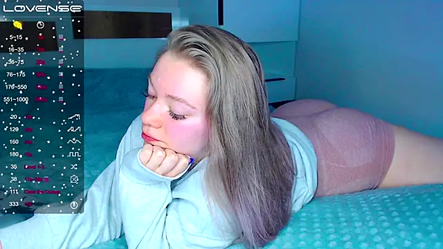 kitti kaattt online show from February 28, 2025, 12:31 pm