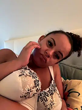 Lalionne58 online show from October 19, 2025, 2:53 pm