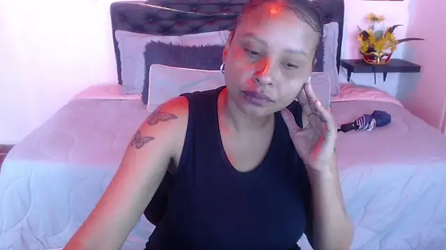Snapshot of Dominik_girl chatting on September 10, 2025, 7:46 pm Dominik girl online show from September 10, 2025, 7:46 pm