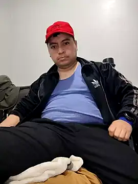 Snapshot of Potro23hotzen chatting on January 8, 2025, 1:53 am Potro23hotzen online show from January 8, 2025, 1:53 am