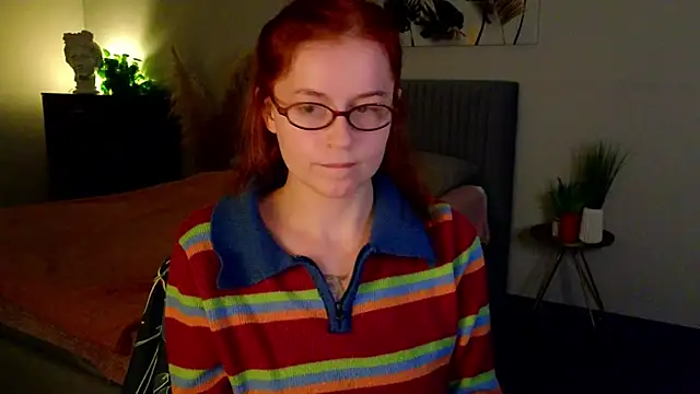 Snapshot of reb_luvng chatting on October 22, 2025, 1:43 pm reb luvng online show from October 22, 2025, 1:43 pm