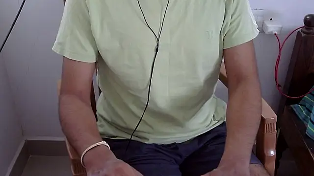 The SHY uncut online show from February 3, 2026, 6:40 am