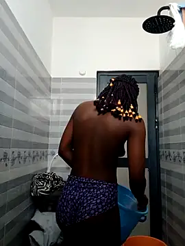 Snapshot of hotgal1112 chatting on October 10, 2025, 7:53 am hotgal1112 online show from October 10, 2025, 7:53 am