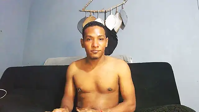 Grandeygruesa1 online show from December 22, 2025, 2:01 am