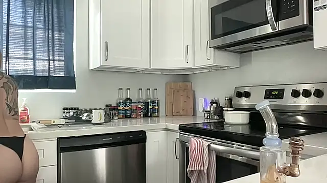 NatalieKneals online show from February 23, 2026, 6:30 pm