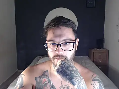 clark r online show from November 17, 2025, 12:36 am