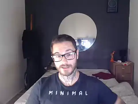 clark r online show from November 25, 2025, 1:06 am