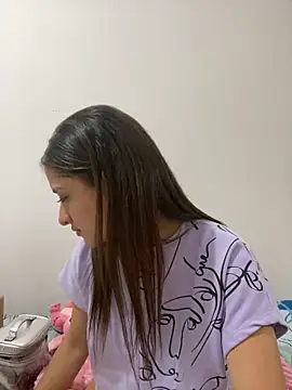 Snapshot of Alicia_ALICIA chatting on June 17, 2026, 10:52 pm Alicia ALICIA online show from June 17, 2026, 10:52 pm