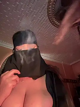 Snapshot of ORLA86 chatting on September 9, 2025, 12:54 am ORLA86 online show from September 9, 2025, 12:54 am