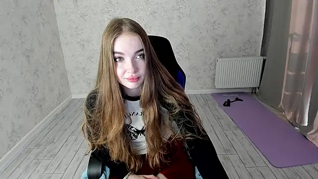 Snapshot of LissaCain chatting on February 20, 2025, 3:23 am LissaCain online show from February 20, 2025, 3:23 am