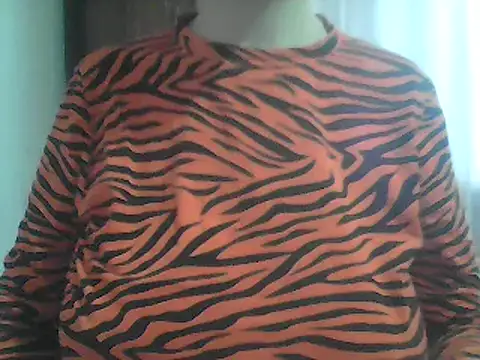 Snapshot of AnaXBerry chatting on February 20, 2026, 6:10 am AnaXBerry online show from February 20, 2026, 6:10 am