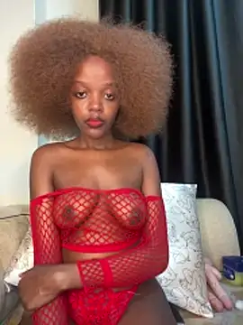 Snapshot of Bella_kiki chatting on June 17, 2026, 11:36 pm Bella kiki online show from June 17, 2026, 11:36 pm