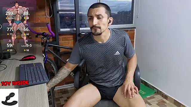 Marck Muscle online show from September 23, 2025, 11:01 pm