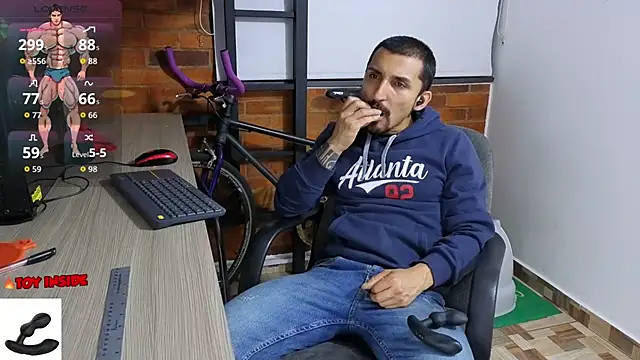 Marck Muscle online show from October 5, 2025, 2:57 am