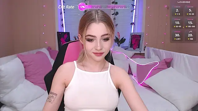 Snapshot of Tessa_Walker chatting on January 20, 2025, 9:35 am Tessa Walker online show from January 20, 2025, 9:35 am