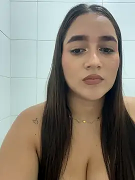 Snapshot of Lilly_Peach22 chatting on November 14, 2025, 4:38 am Lilly Peach22 online show from November 14, 2025, 4:38 am