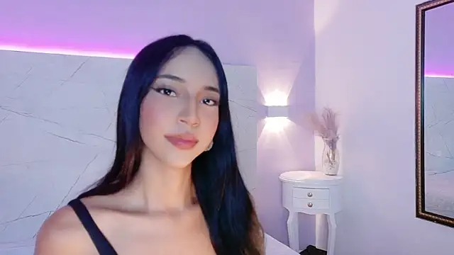 AbrilBrent online show from October 24, 2025, 7:35 pm