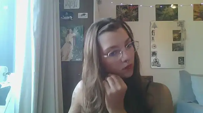Snapshot of SweetyBabyDemon chatting on March 20, 2025, 8:29 pm SweetyBabyDemon online show from March 20, 2025, 8:29 pm