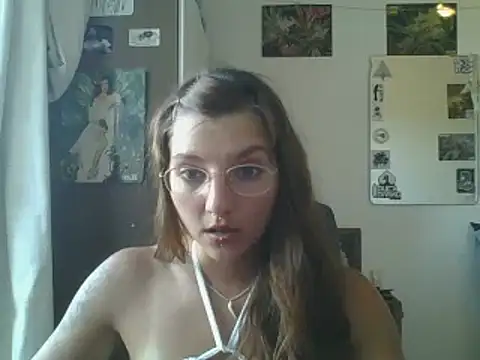 Snapshot of SweetyBabyDemon chatting on March 6, 2025, 8:05 pm SweetyBabyDemon online show from March 6, 2025, 8:05 pm