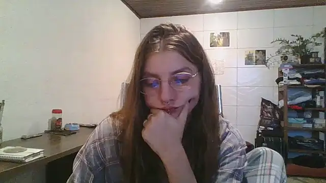 Snapshot of SweetyBabyDemon chatting on April 29, 2026, 7:53 pm SweetyBabyDemon online show from April 29, 2026, 7:53 pm