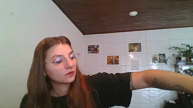 Snapshot of SweetyBabyDemon chatting on April 26, 2026, 3:31 pm SweetyBabyDemon online show from April 26, 2026, 3:31 pm