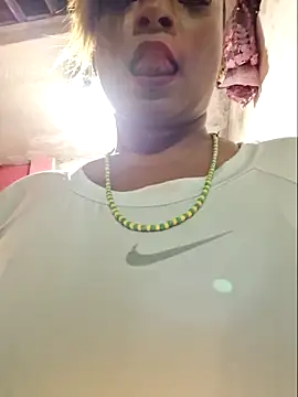 gatadeojosclaros online show from April 6, 2026, 2:29 am