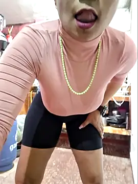 gatadeojosclaros online show from October 14, 2025, 12:44 am