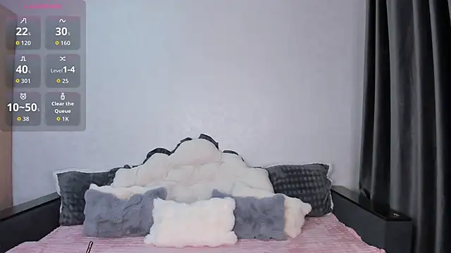 Snapshot of Long_is1and chatting on October 29, 2025, 12:37 pm Long is1and online show from October 29, 2025, 12:37 pm