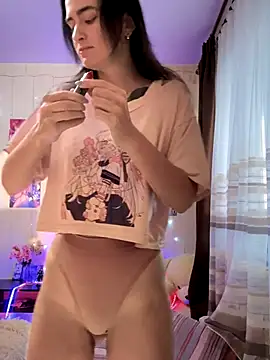 Snapshot of Heart_Ass chatting on November 15, 2025, 6:28 am Heart Ass online show from November 15, 2025, 6:28 am