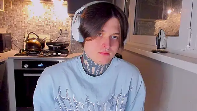 Snapshot of _torfin_ chatting on February 26, 2026, 9:26 pm torfin online show from February 26, 2026, 9:26 pm