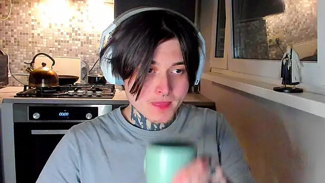 Snapshot of _torfin_ chatting on February 13, 2026, 10:54 pm torfin online show from February 13, 2026, 10:54 pm