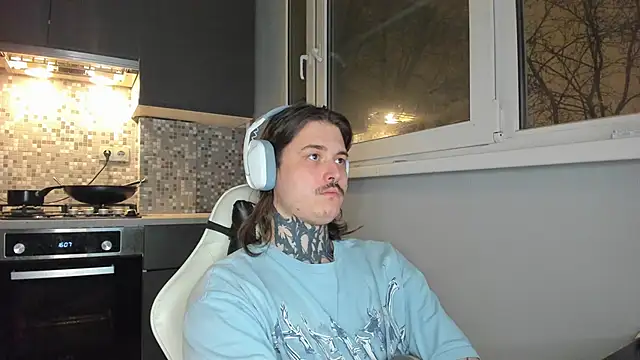 Snapshot of _torfin_ chatting on January 10, 2025, 9:31 pm torfin online show from January 10, 2025, 9:31 pm