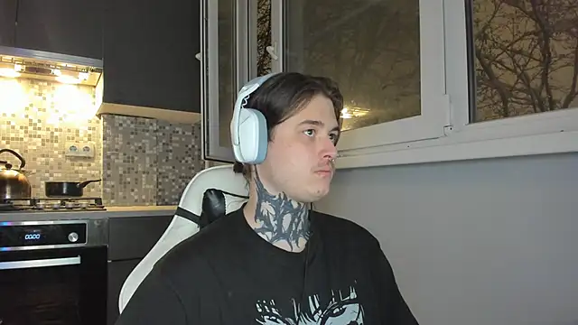 Snapshot of _torfin_ chatting on December 15, 2024, 8:25 pm torfin online show from December 15, 2024, 8:25 pm