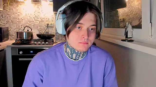 Snapshot of _torfin_ chatting on February 21, 2026, 10:01 pm torfin online show from February 21, 2026, 10:01 pm