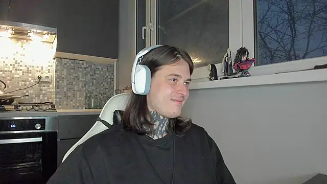 Snapshot of _torfin_ chatting on March 12, 2025, 4:24 pm torfin online show from March 12, 2025, 4:24 pm