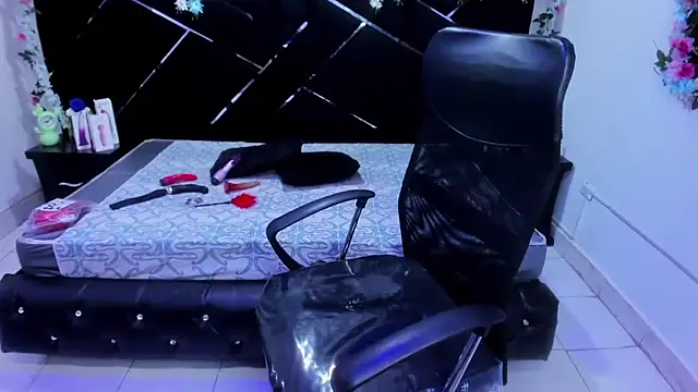 Snapshot of calipso_swet chatting on March 3, 2026, 9:44 pm calipso swet online show from March 3, 2026, 9:44 pm