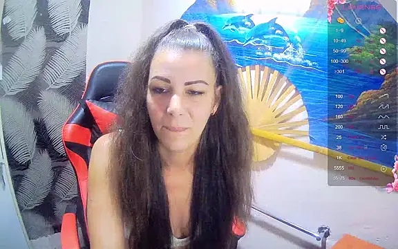 Catbaby32 online show from September 14, 2025, 8:31 pm